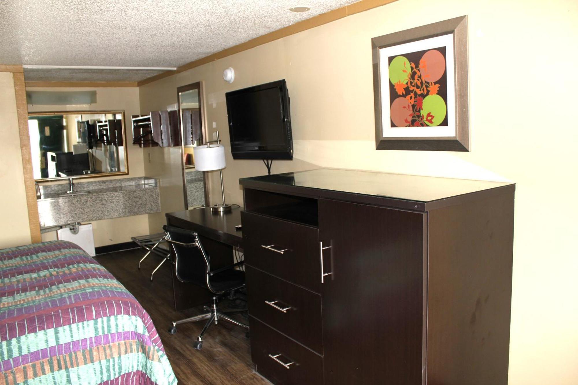 Executive Inn & Suites Нэшвилл Экстерьер фото