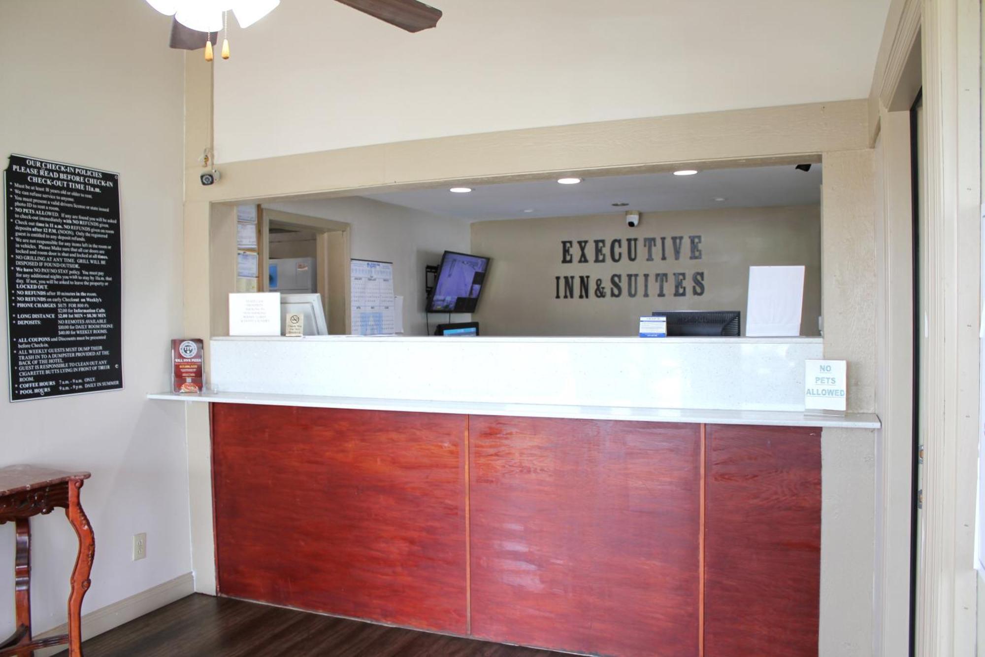 Executive Inn & Suites Нэшвилл Экстерьер фото