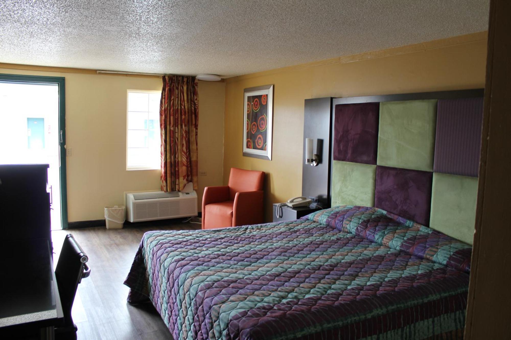 Executive Inn & Suites Нэшвилл Экстерьер фото